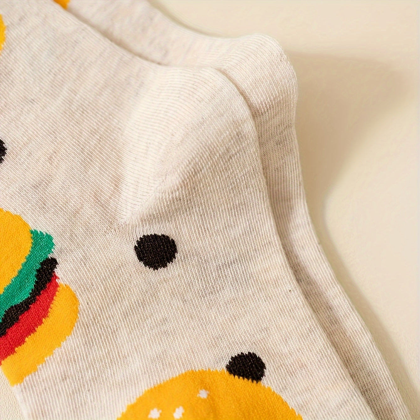 Zaventral 5 Pairs Unisex Fast Food Cartoon Crew Socks - Burger and Fries Print with Polka Dots